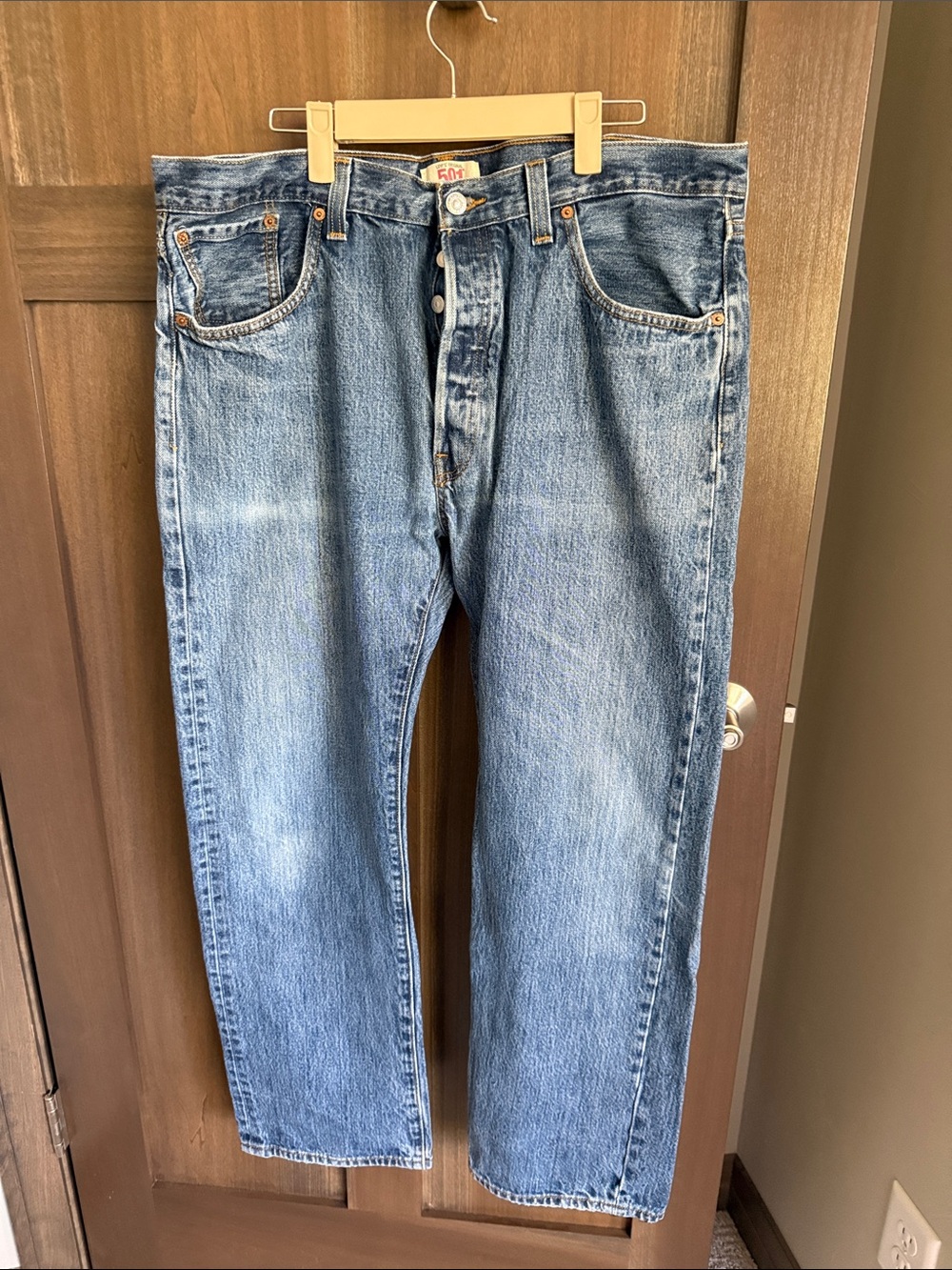 Levi's Light Blue Straight Jeans - Classic 501 Style